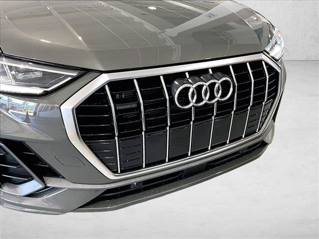 Used 2024 Audi Q3 2.0T Premium w/ Convenience Package AWD/4WD image 30