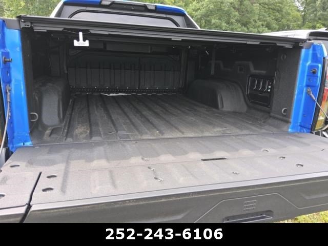 Used 2025 Chevrolet Silverado EV RST AWD/4WD image 10