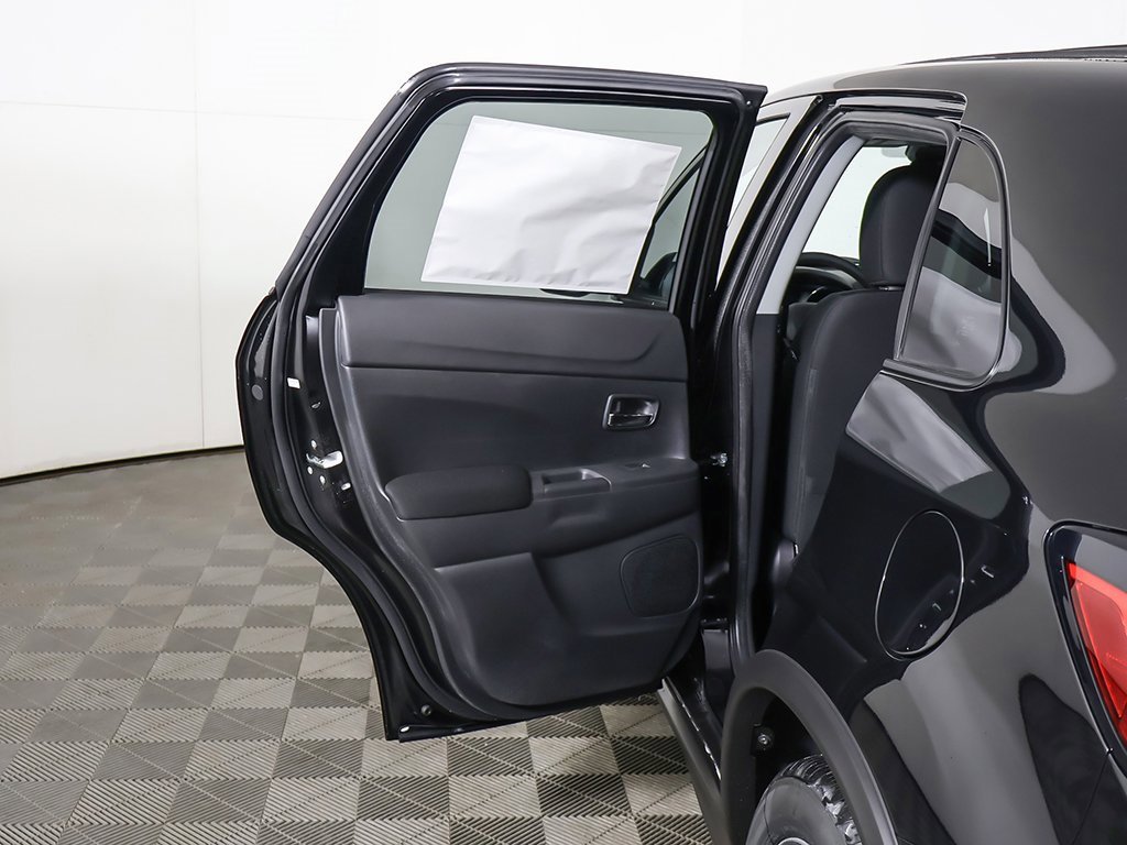 New 2026 Mitsubishi Outlander Sport LE image 18