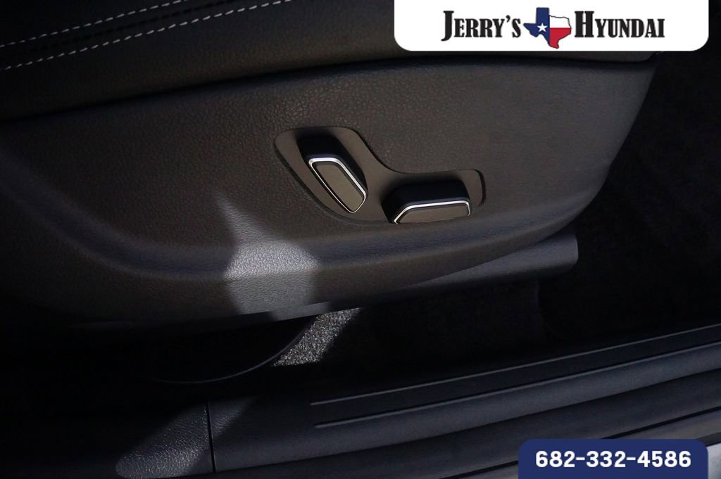 Certified 2026 Genesis GV70 2.5T AWD/4WD image 24