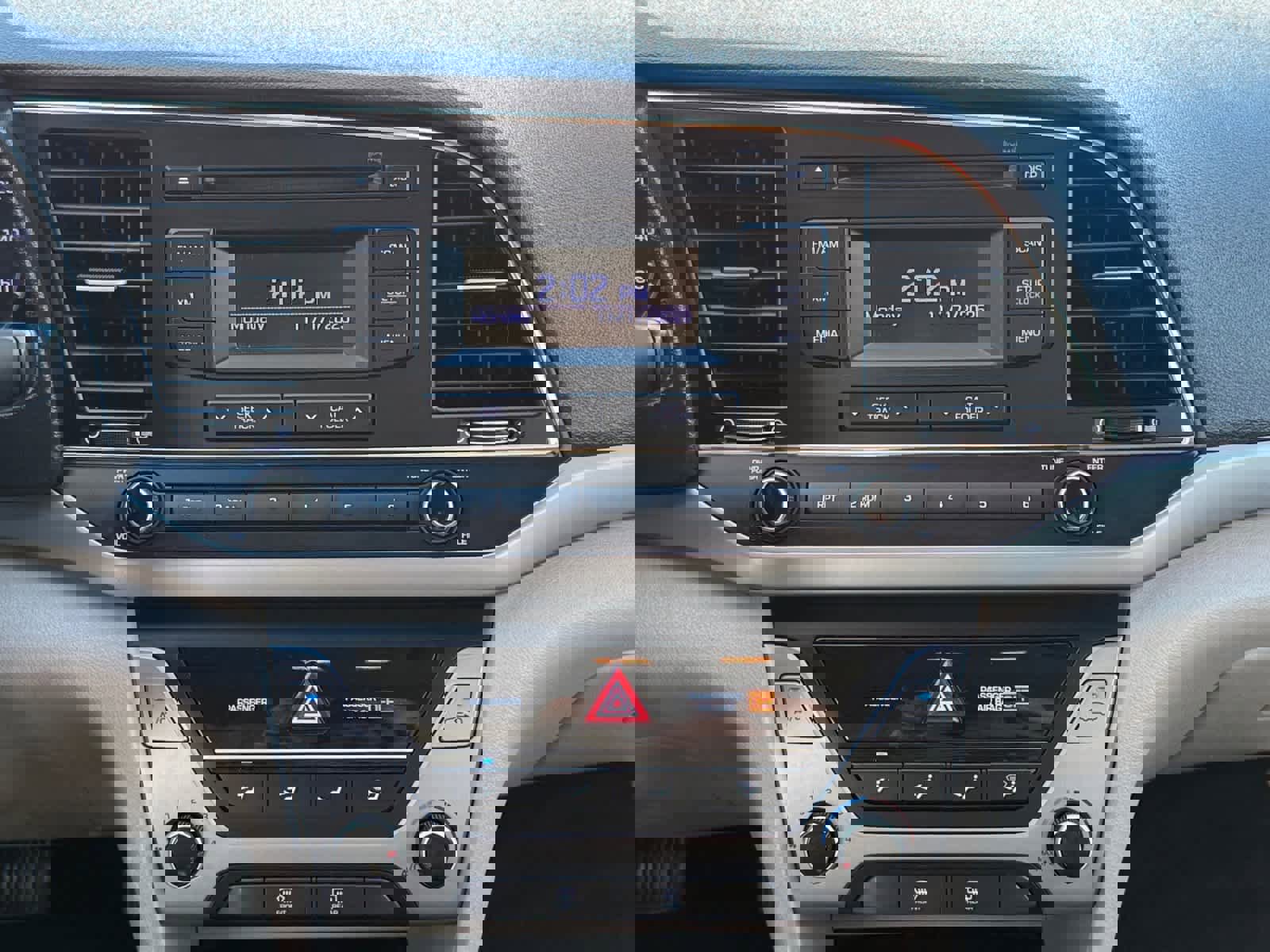 Used 2017 Hyundai Elantra SE image 13