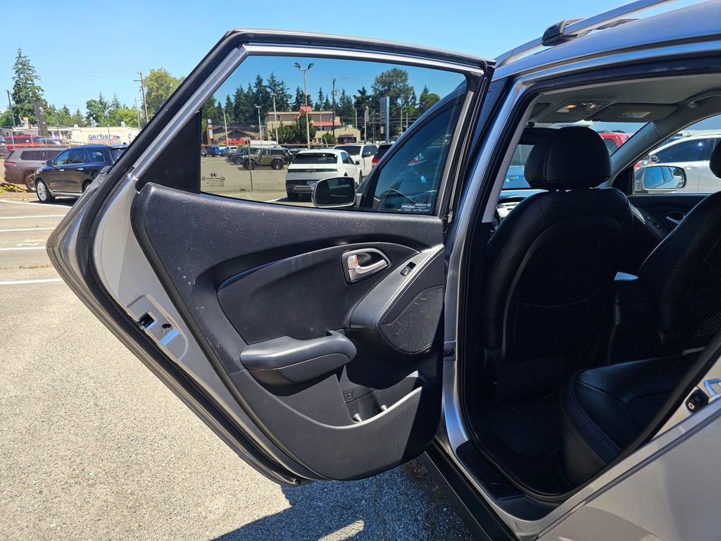Used 2013 Hyundai Tucson GLS AWD/4WD image 15