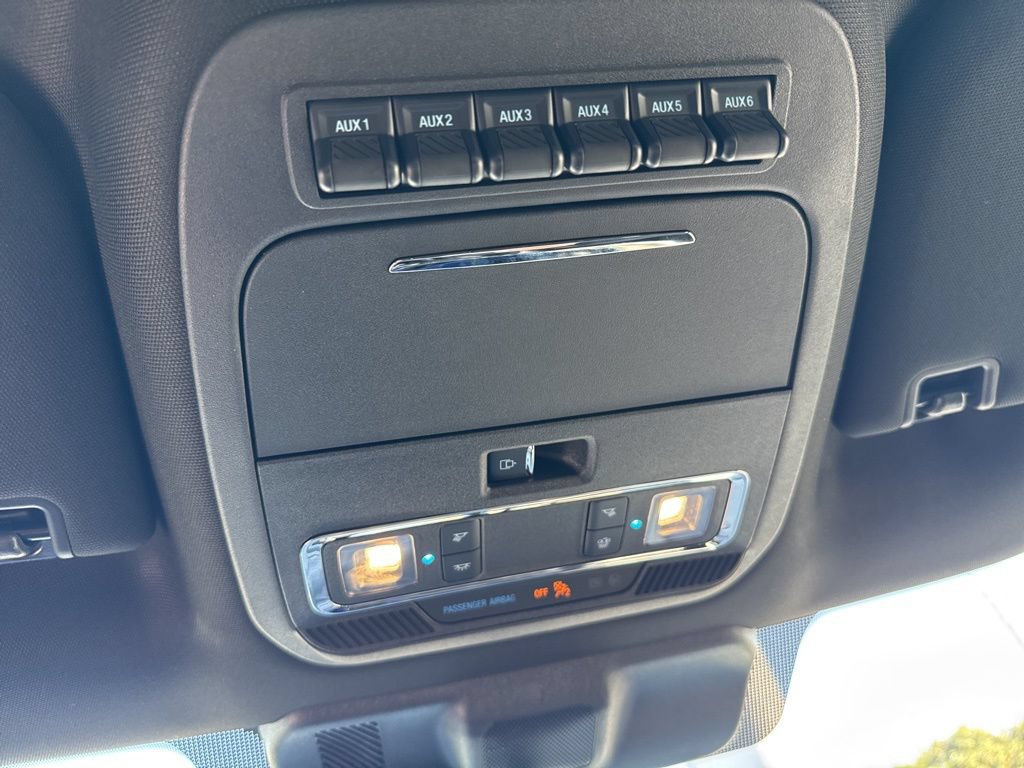 Used 2025 Ford F150 Raptor AWD/4WD image 22