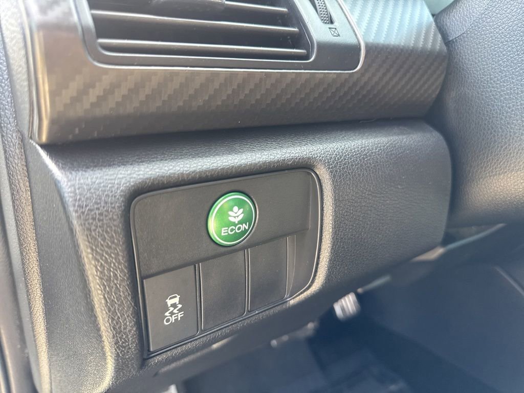 Used 2017 Honda Accord Sport image 16