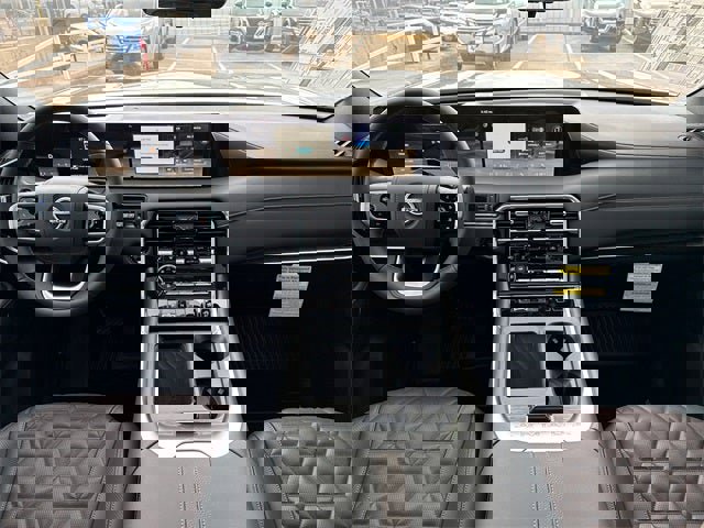 New 2026 Nissan Armada Platinum Reserve image 14