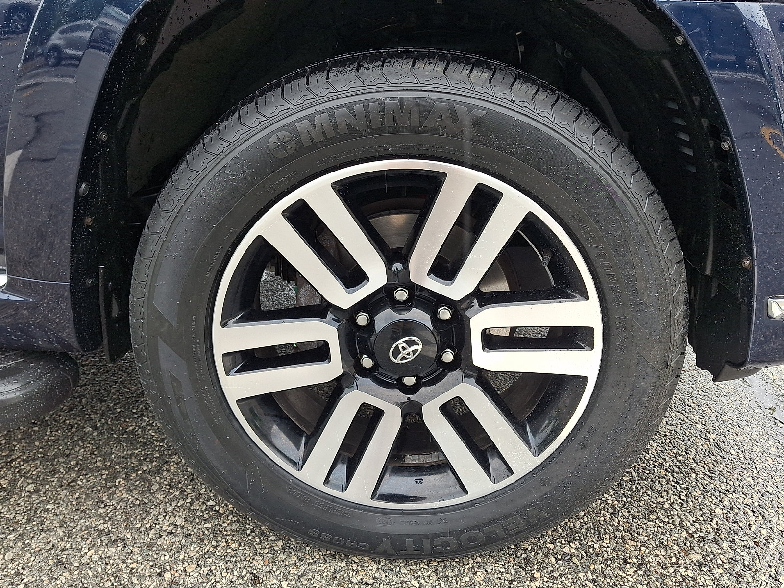 Used 2023 Toyota 4Runner Limited AWD/4WD image 8