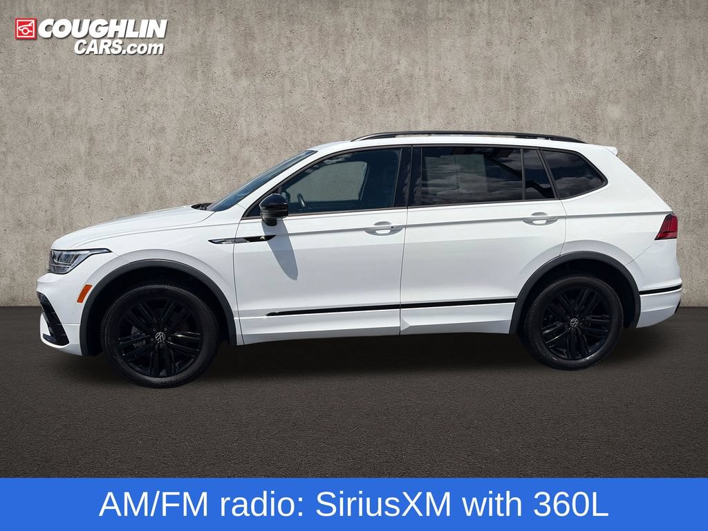 Used 2022 Volkswagen Tiguan SE R-Line AWD/4WD image 5