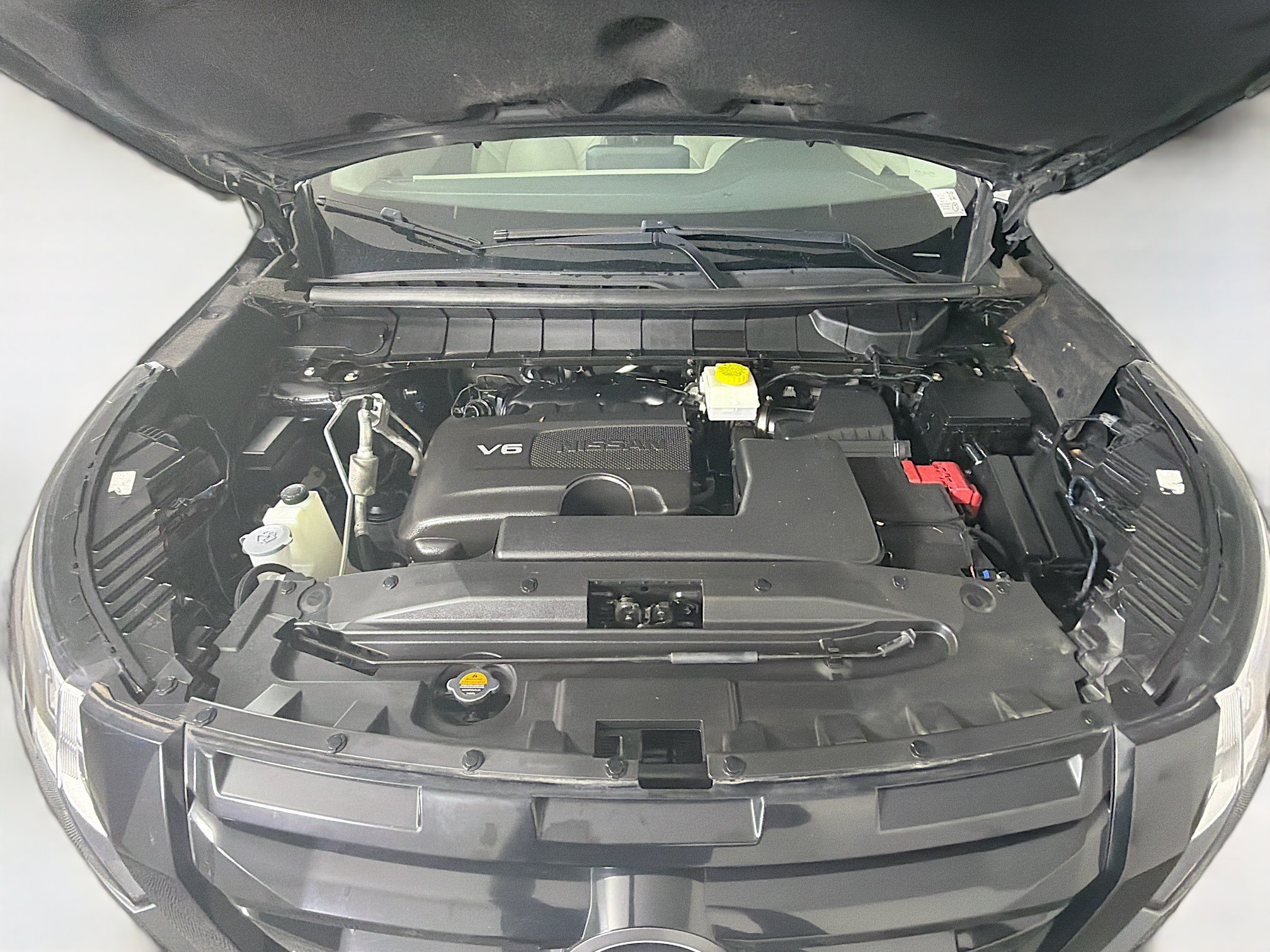 Used 2023 Nissan Pathfinder SL w/ Lighting Package (N92) FWD image 34
