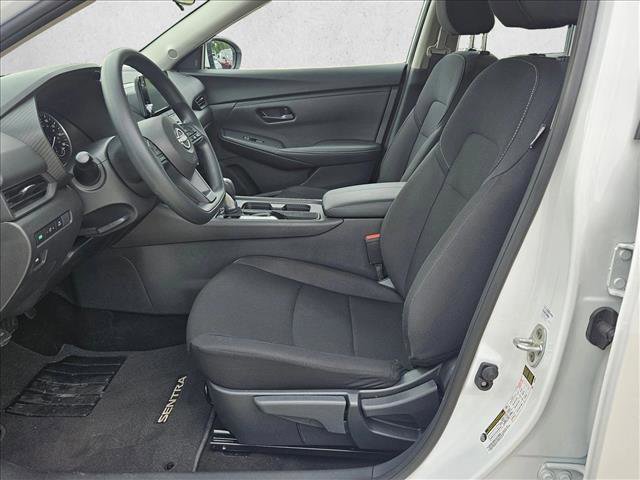 Used 2025 Nissan Sentra S FWD image 15