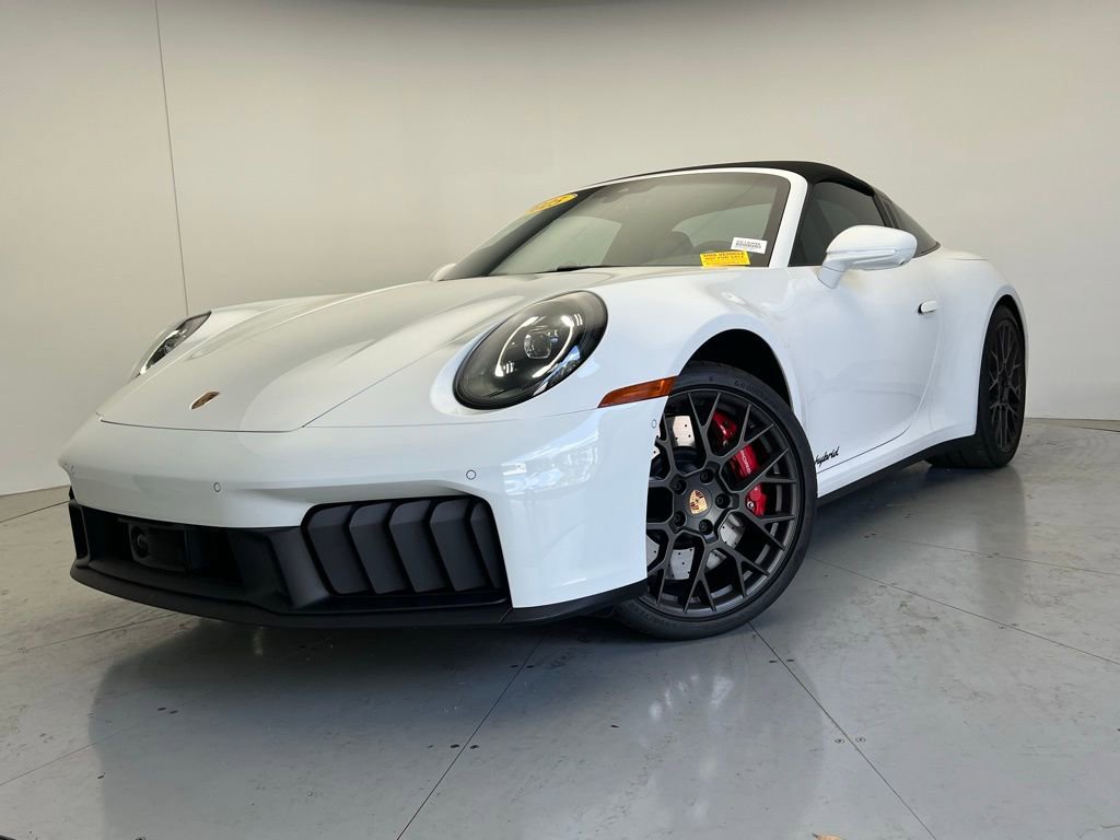 Certified 2025 Porsche 911 Targa 4 GTS AWD/4WD image 26