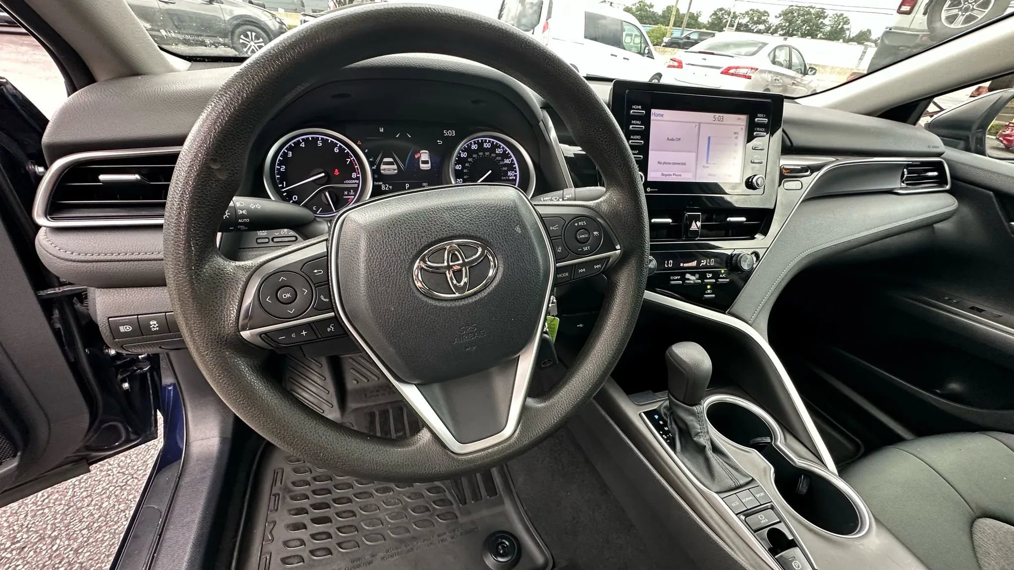 Used 2022 Toyota Camry LE AWD/4WD image 11