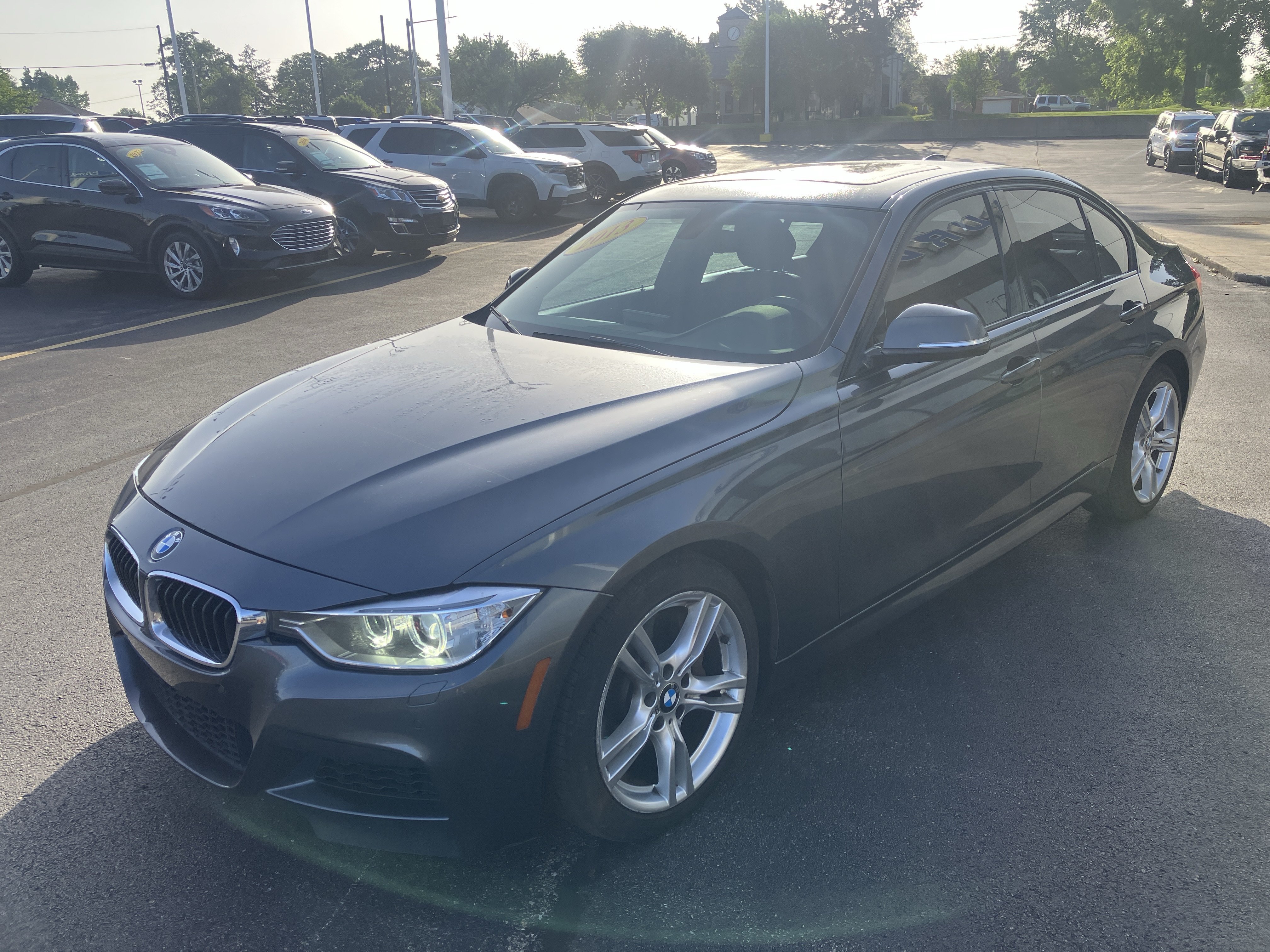 Used 2013 BMW 335i xDrive Sedan AWD/4WD image 3