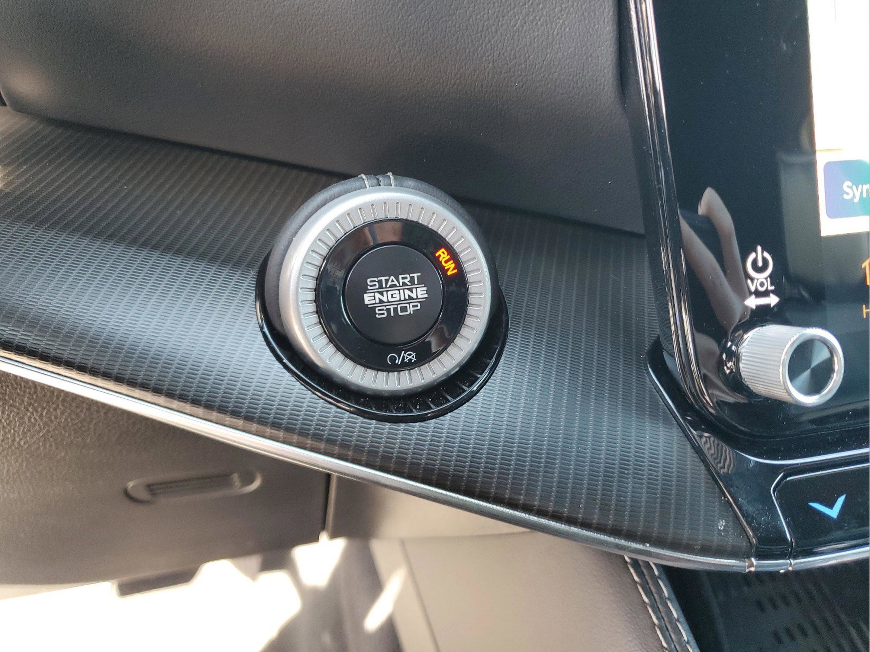 New 2026 Jeep Grand Wagoneer Summit w/ Rear Seat Video Group I image 23