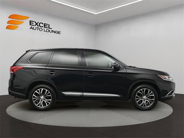 Used 2018 Mitsubishi Outlander SE image 6