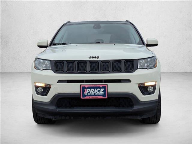 Used 2018 Jeep Compass Latitude AWD/4WD image 2