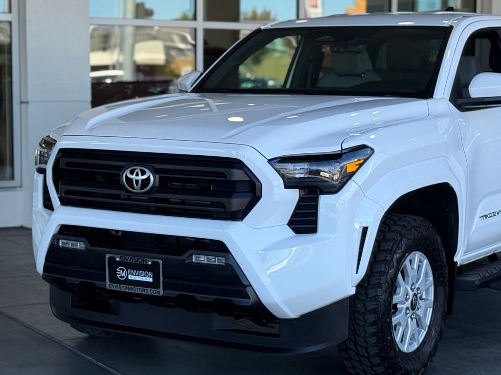 Used 2024 Toyota Tacoma SR5 image 3