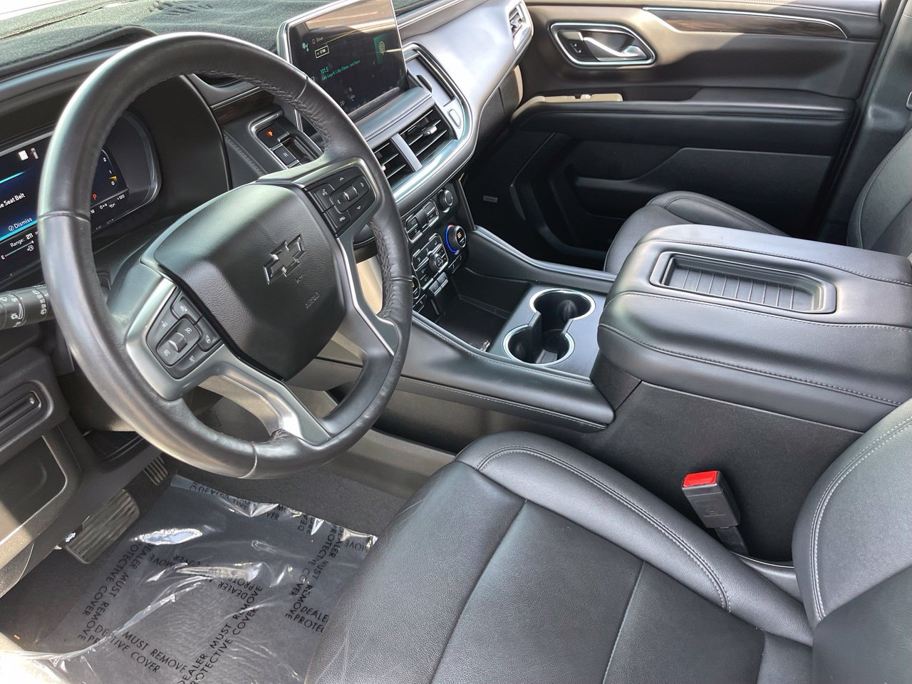 Used 2022 Chevrolet Tahoe Z71 w/ Luxury Package AWD/4WD image 19