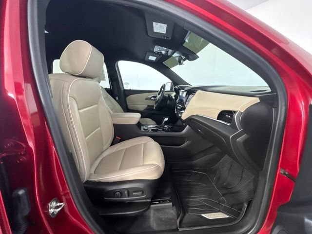 Used 2023 Chevrolet Traverse Premier w/ LPO, Floor Liner Package AWD/4WD image 33