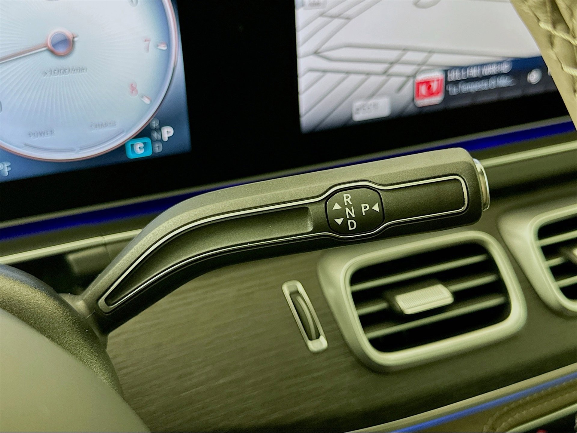 New 2026 Mercedes-Benz Maybach GLS 600 4MATIC image 18