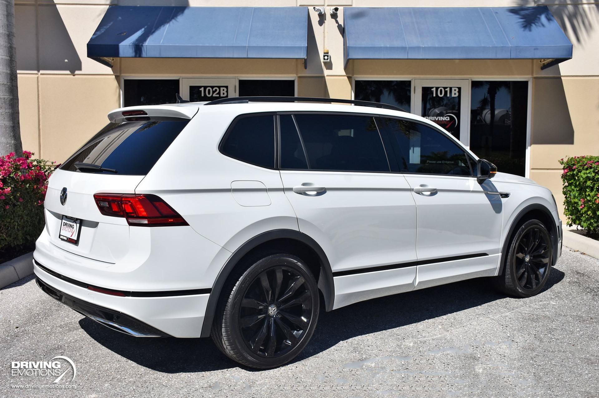 Used 2021 Volkswagen Tiguan SE R-Line FWD image 13