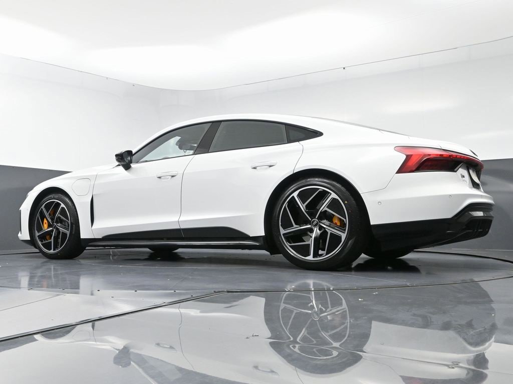 Used 2023 Audi RS e-tron GT w/ Carbon Performance Package image 58