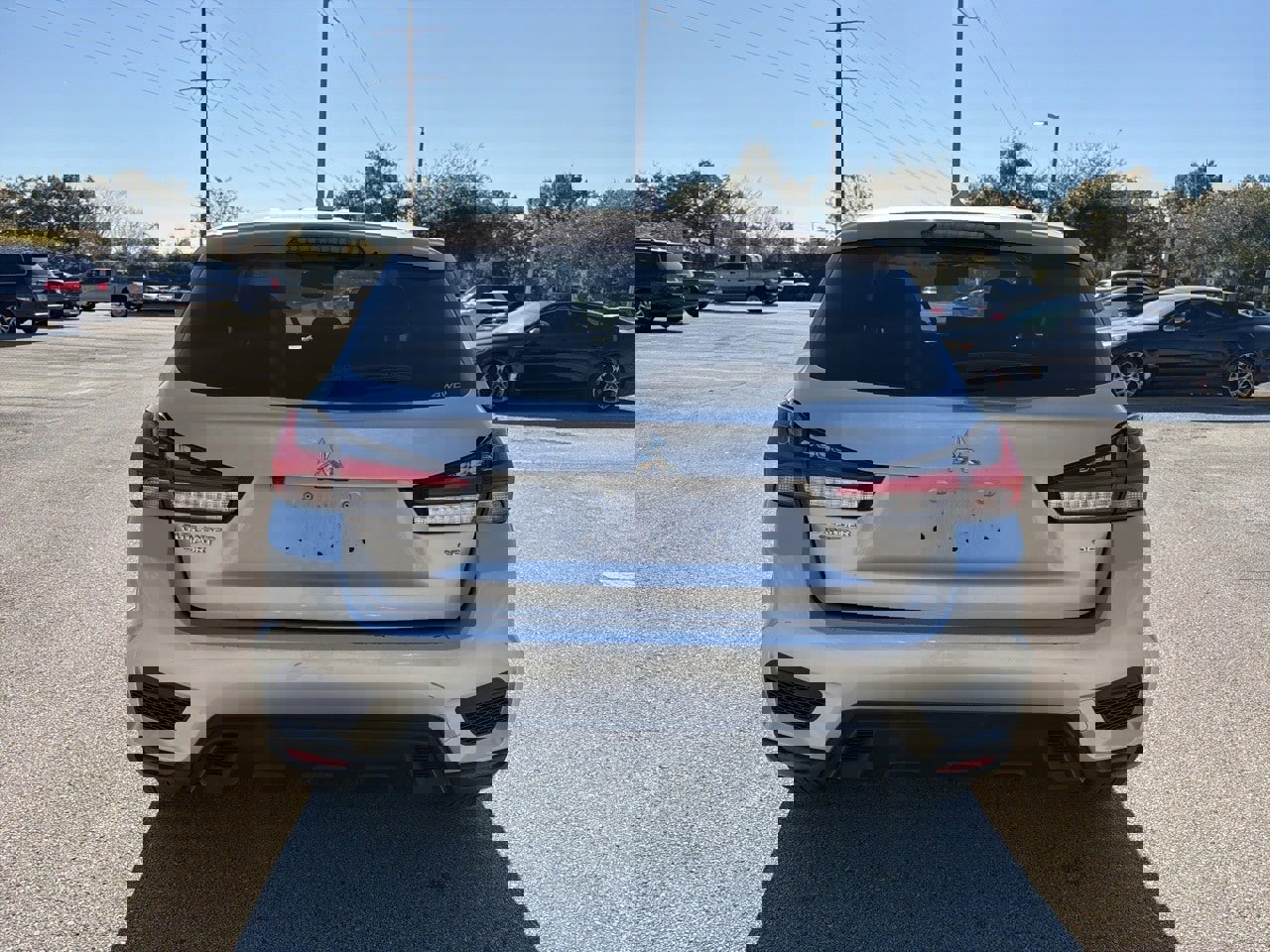 Used 2024 Mitsubishi Outlander Sport SE image 4