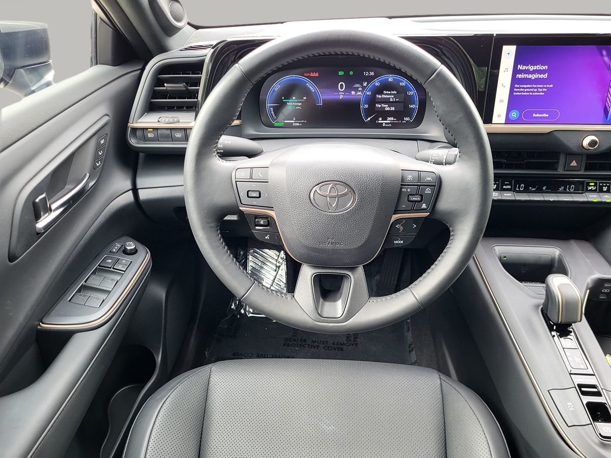 Used 2023 Toyota Crown AWD/4WD image 20