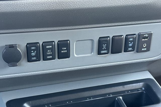 Used 2019 Nissan NV 3500 SL RWD image 31