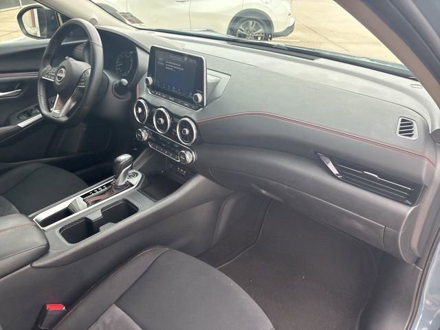 Used 2025 Nissan Sentra SR image 12