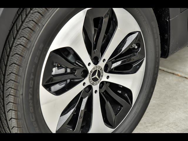 New 2025 Mercedes-Benz GLB 250 4MATIC image 6