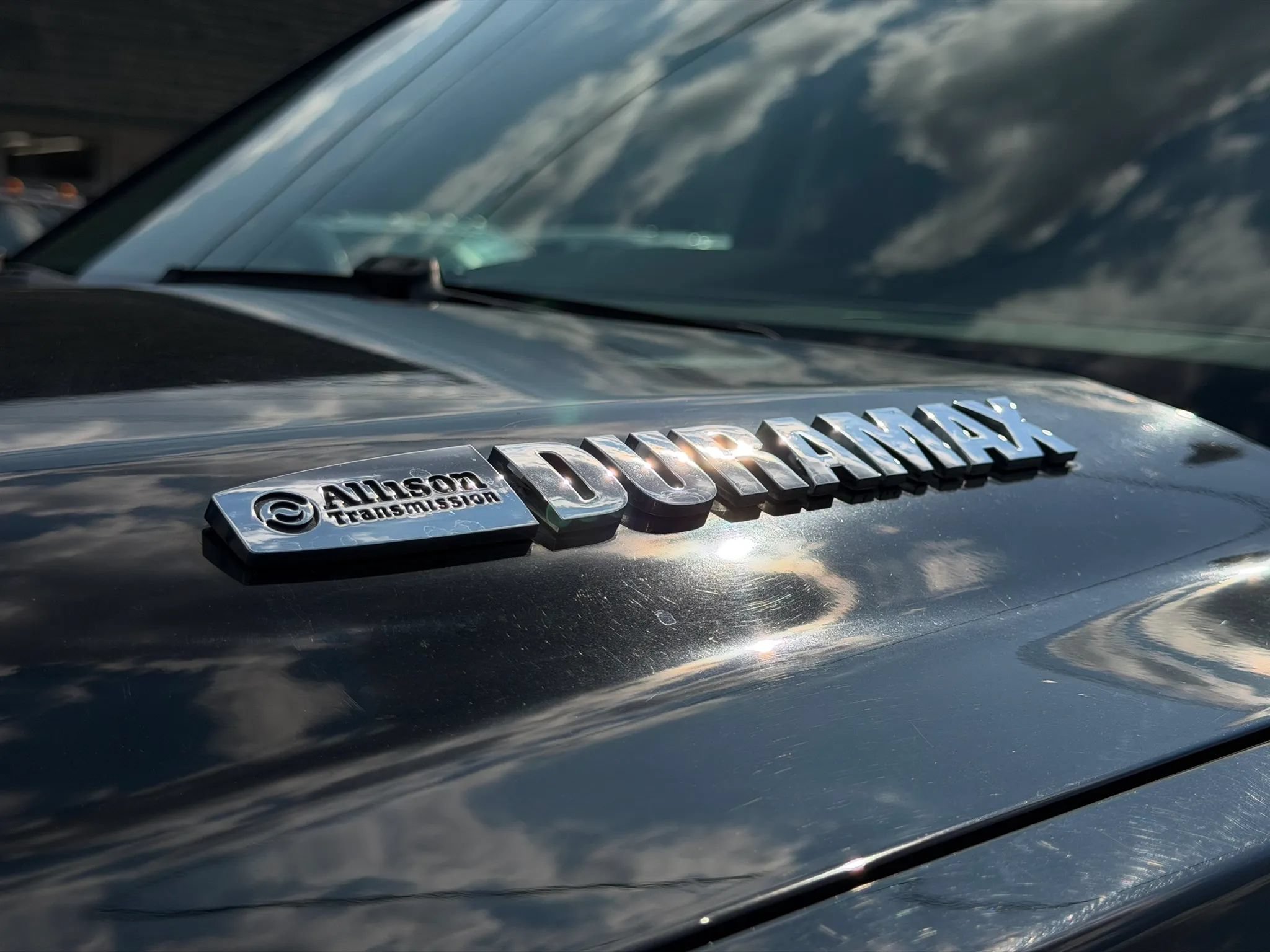 Used 2015 Chevrolet Silverado 2500 High Country w/ Duramax Plus Package AWD/4WD image 10