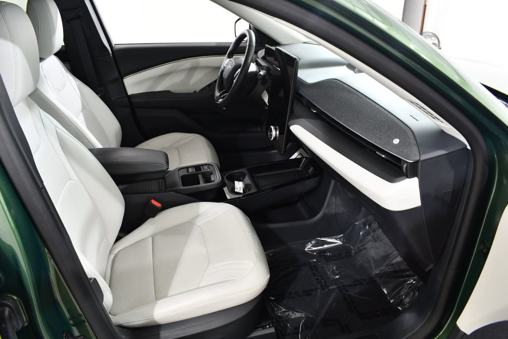 Used 2025 Ford Mustang Mach-E Premium AWD/4WD image 10