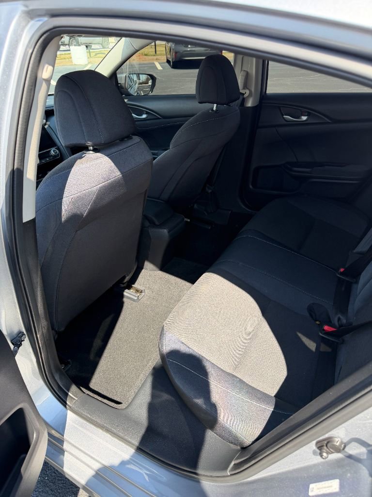 Used 2019 Honda Insight EX image 19