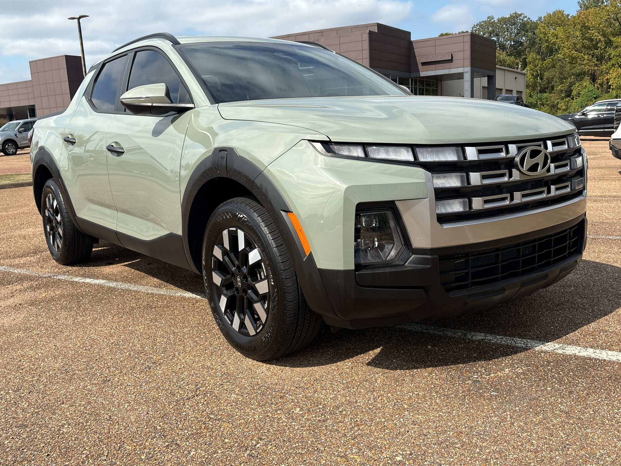 Certified 2026 Hyundai Santa Cruz SEL FWD image 1