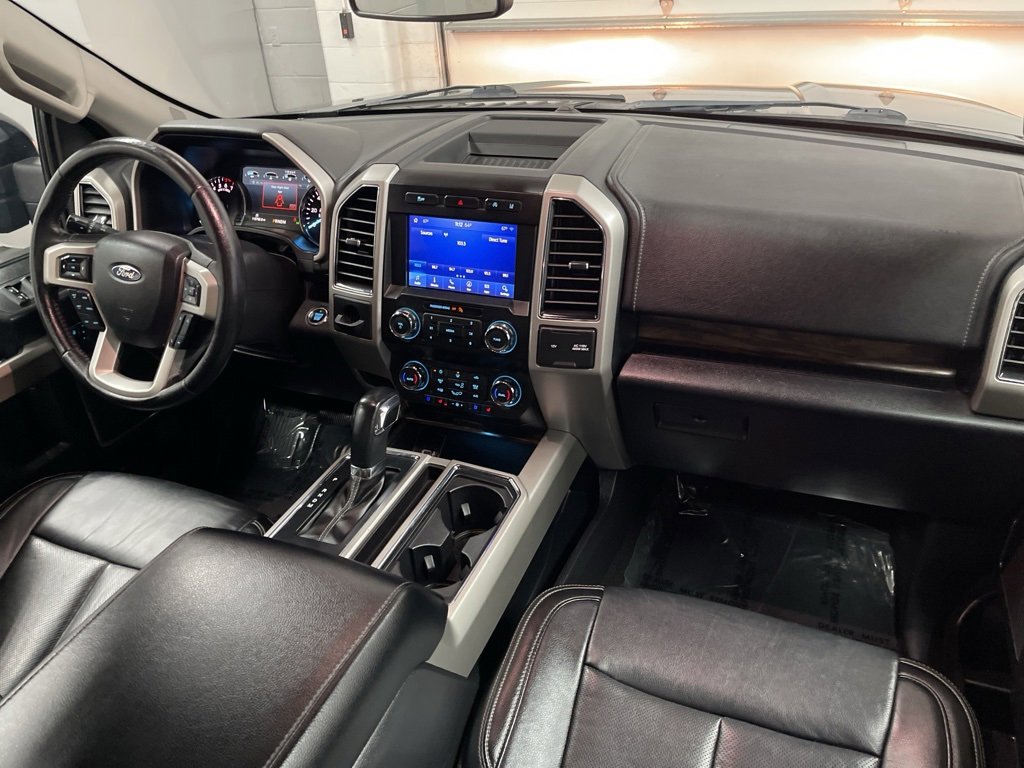 Used 2020 Ford F150 Lariat image 12