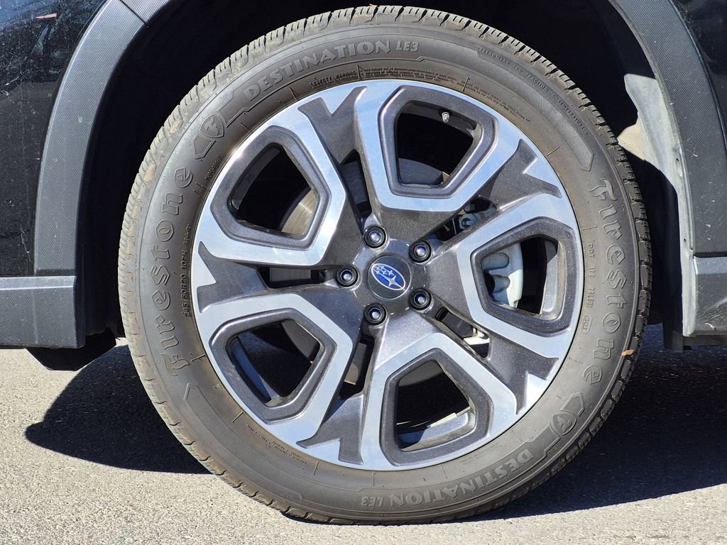 Used 2023 Subaru Ascent Limited image 7