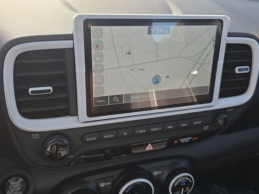 New 2025 Hyundai Venue Limited image 27