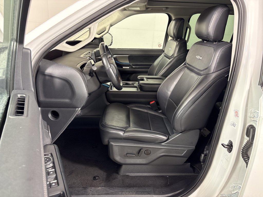 Certified 2025 Ford Expedition Max Platinum AWD/4WD image 27