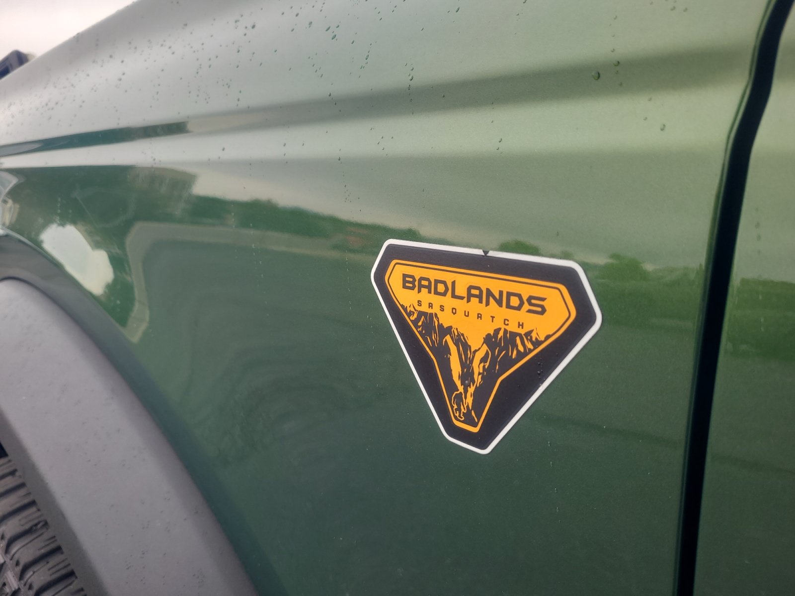 Certified 2023 Ford Bronco Badlands w/ Sasquatch Package AWD/4WD image 24