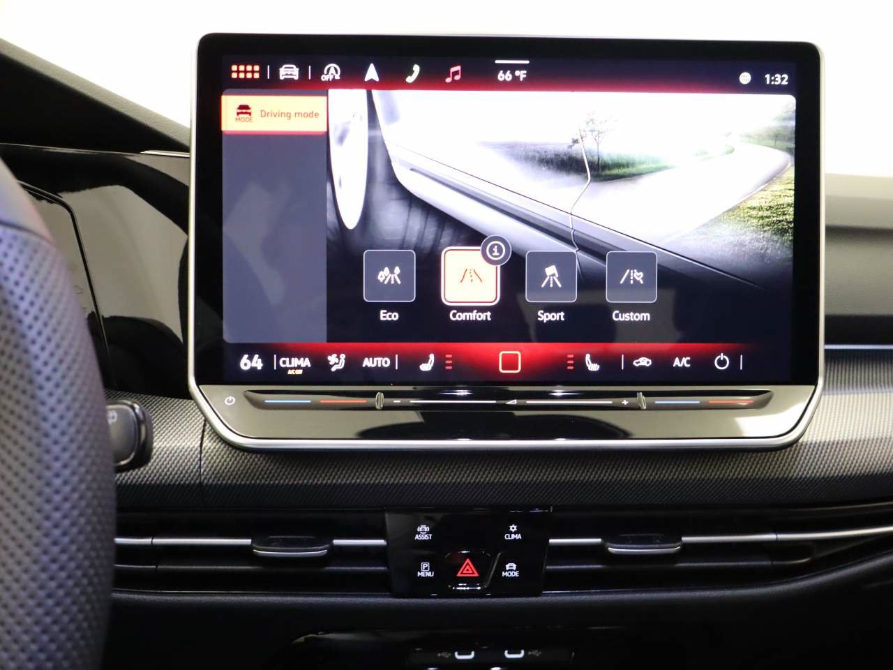 New 2026 Volkswagen Golf SE FWD image 9