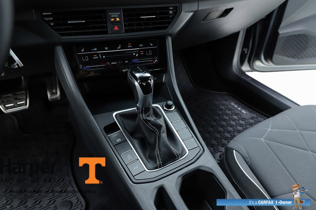 Used 2025 Volkswagen Jetta Sport image 24