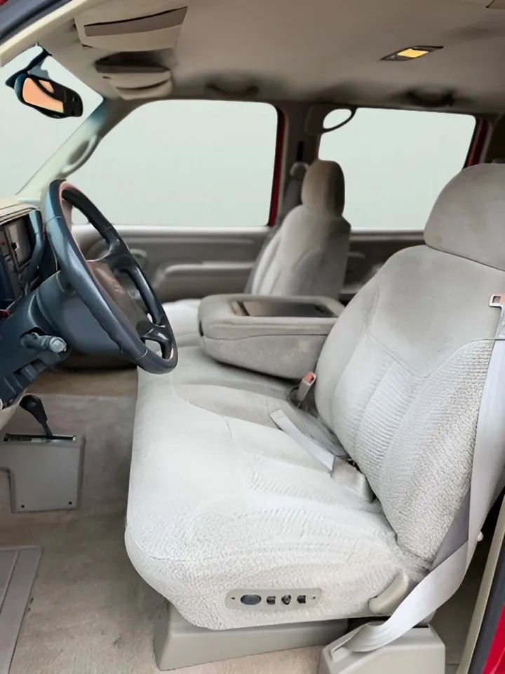 Used 1998 Chevrolet Silverado 3500 4x4 Crew Cab w/ Preferred Equipment Group 2 image 17