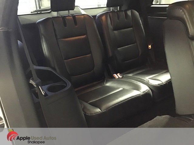 Used 2018 Ford Explorer XLT w/ Equipment Group 202A image 24