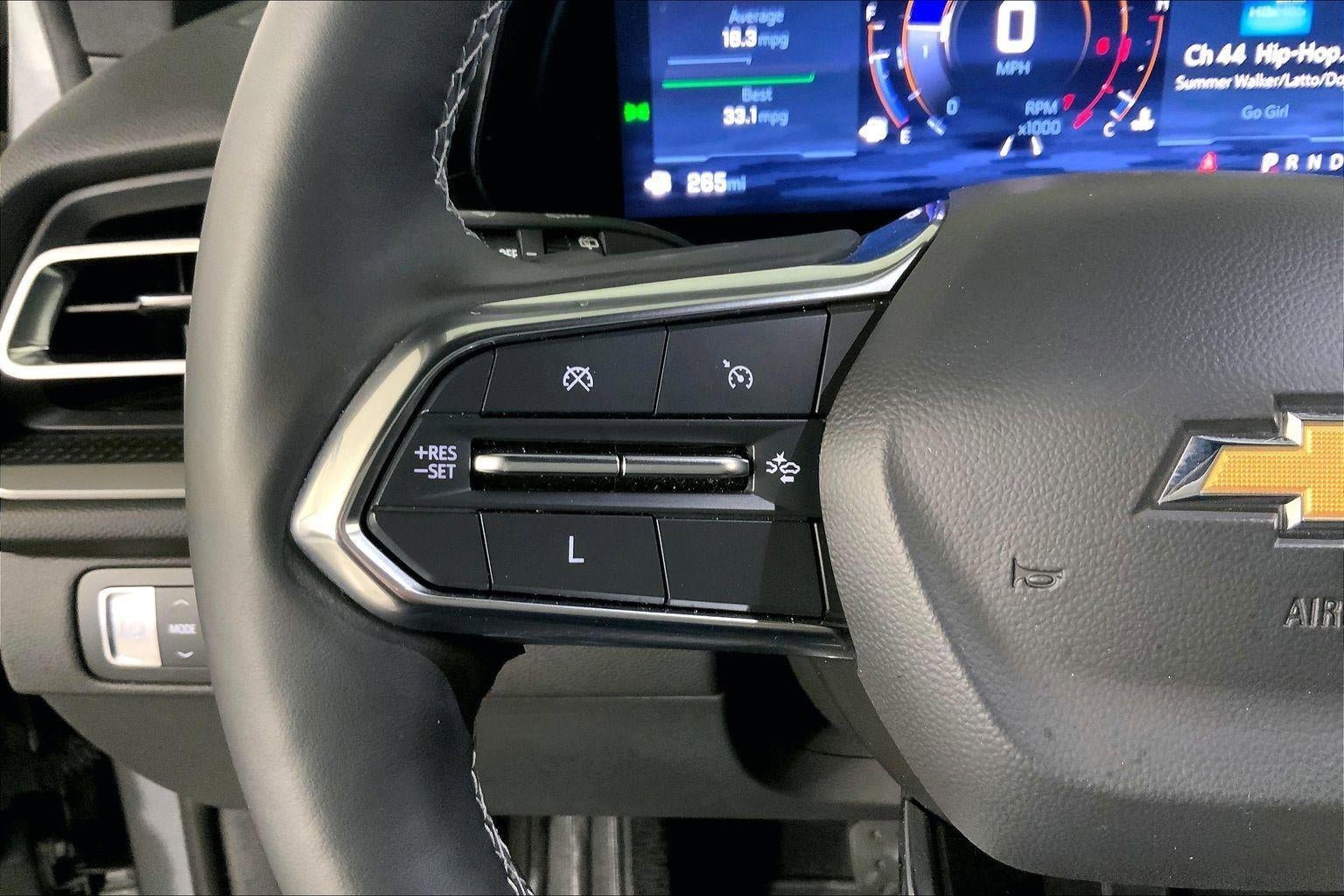 Used 2024 Chevrolet Traverse LT image 18
