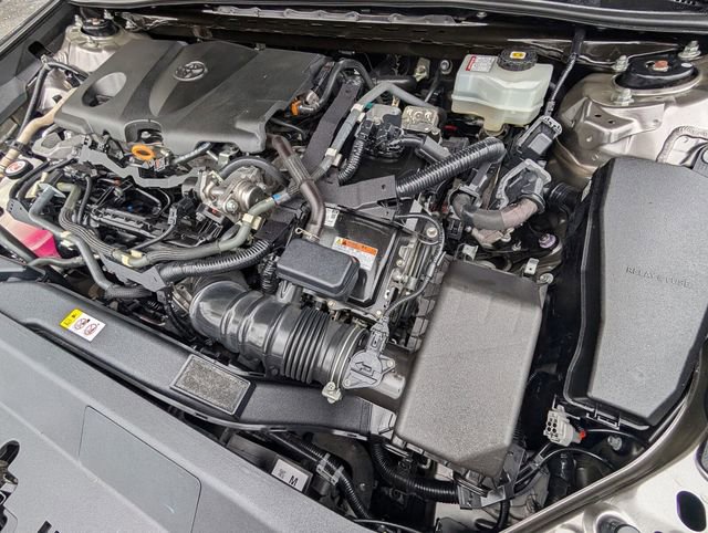 Used 2021 Toyota Camry XLE image 23