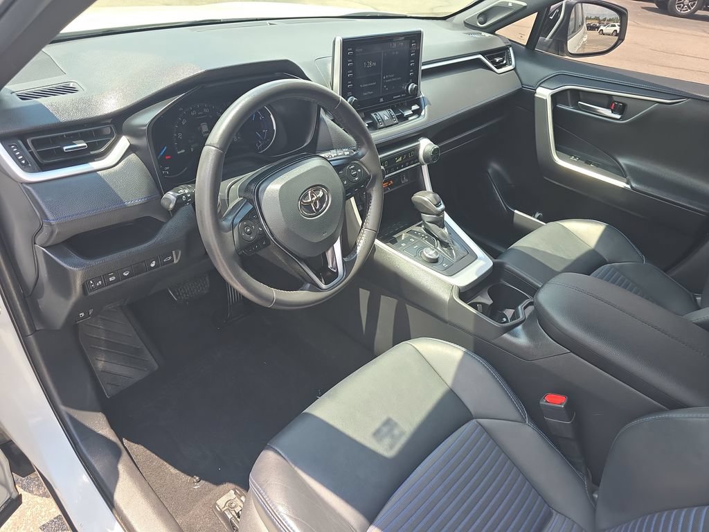 Used 2021 Toyota RAV4 XSE w/ XSE Grade Weather Package AWD/4WD image 23