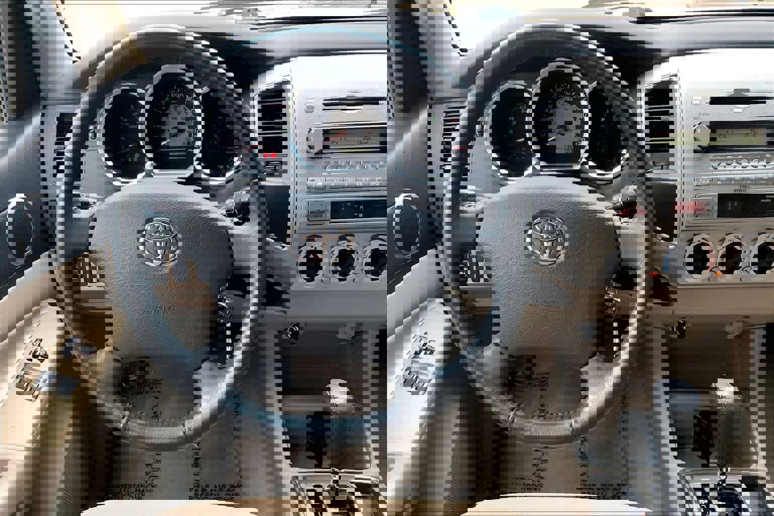 Used 2005 Toyota Tacoma PreRunner image 5