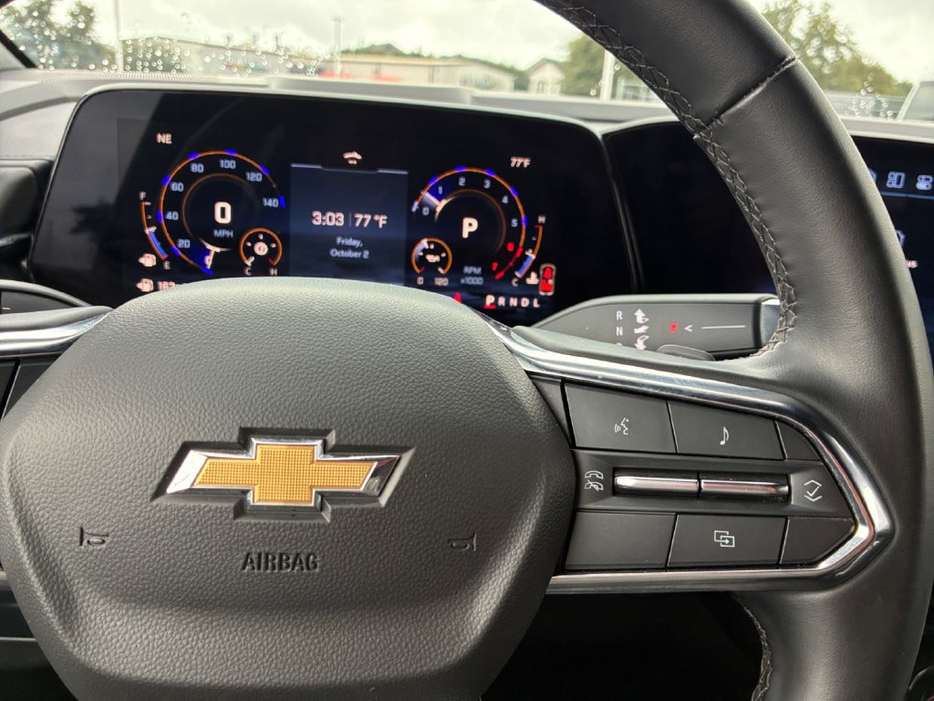 Used 2025 Chevrolet Tahoe LT RWD image 12