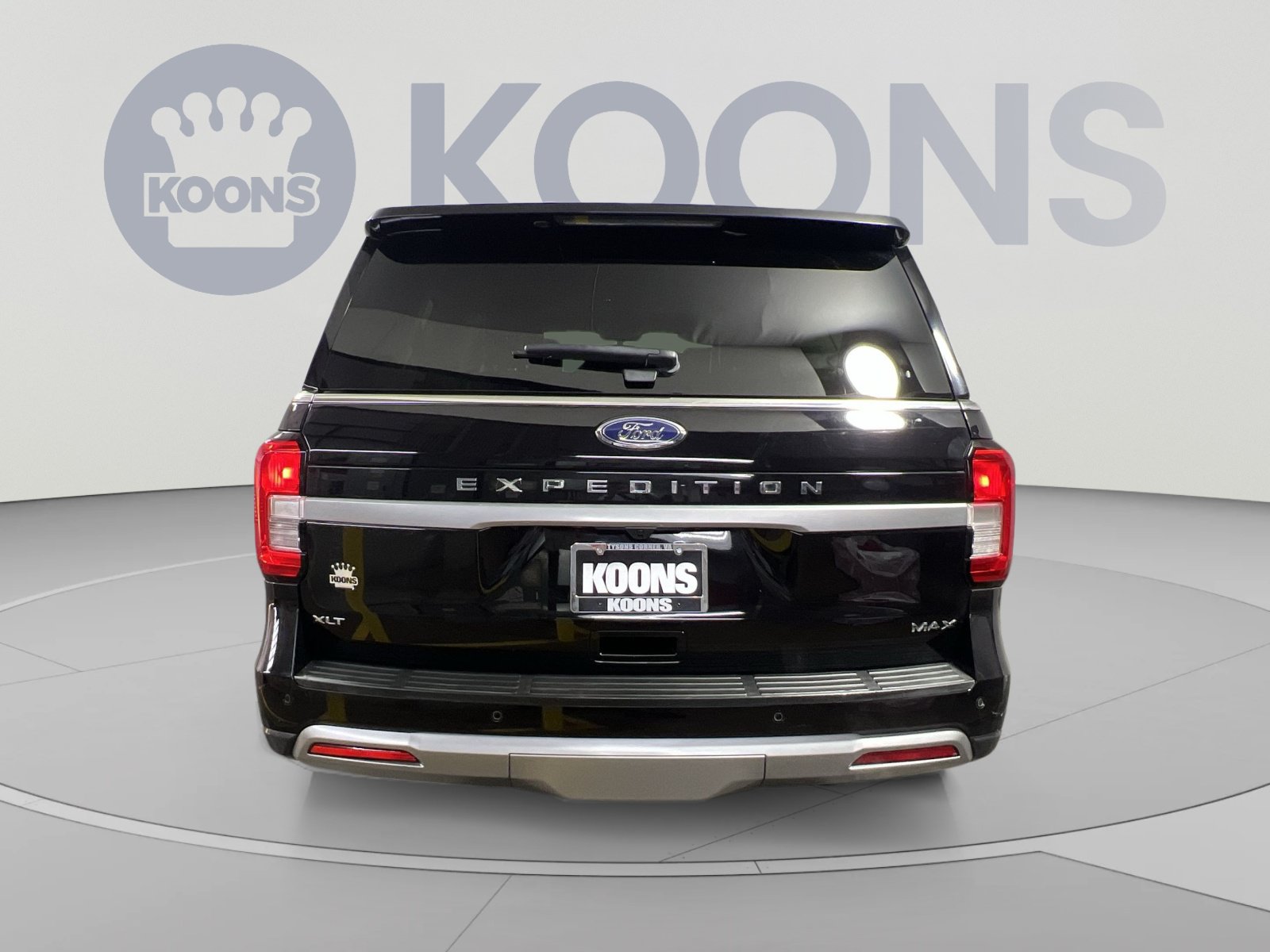 Used 2022 Ford Expedition Max XLT RWD image 5