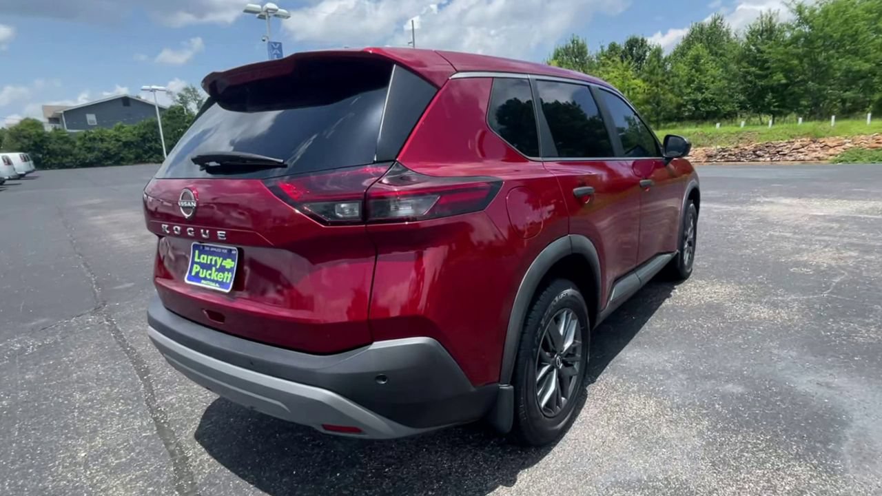 Used 2023 Nissan Rogue S FWD image 8